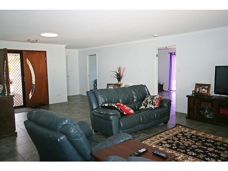 15 Parklands Drive, Gulmarrad NSW 2463
