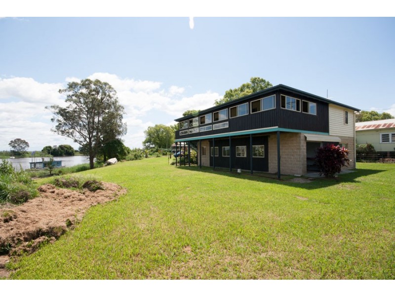 1 Bridge Street, Lawrence NSW 2460