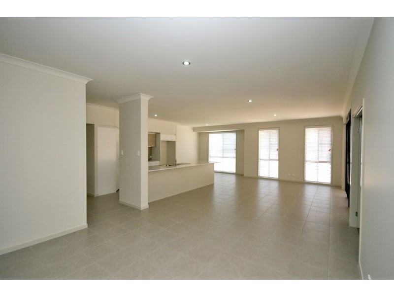 37 Dianella Drive, Gulmarrad NSW 2463
