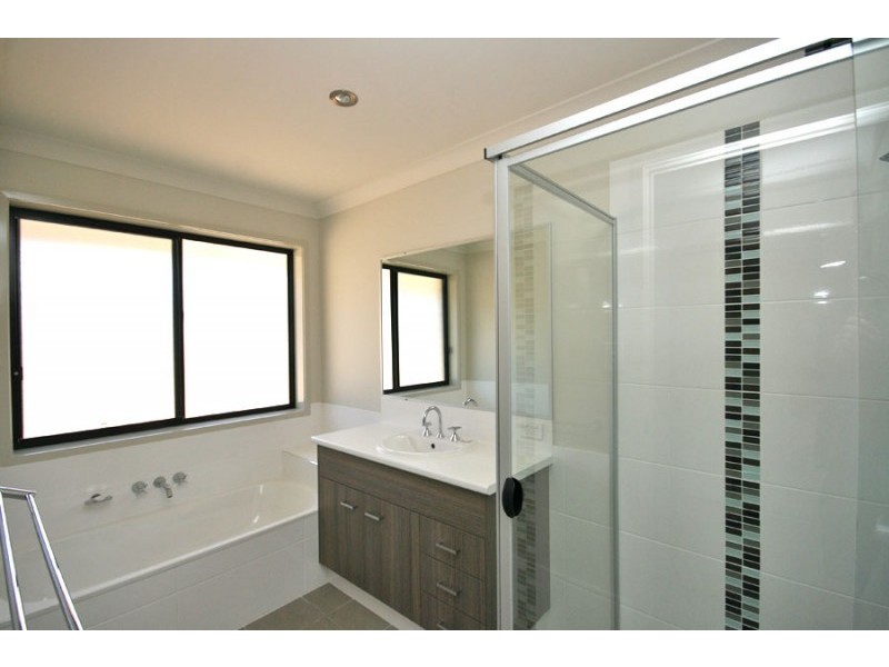 37 Dianella Drive, Gulmarrad NSW 2463