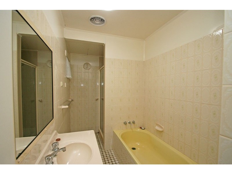 18 Roderick Street, Maclean NSW 2463