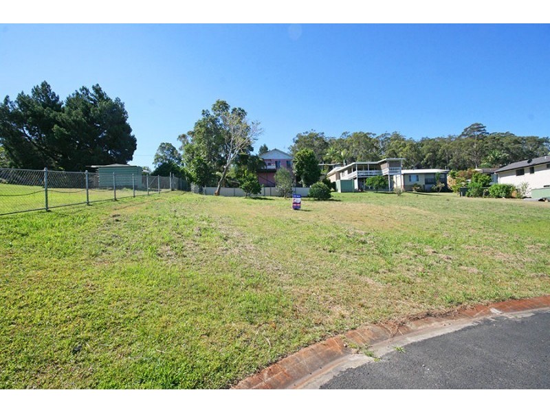 6 Myra Place, Maclean NSW 2463