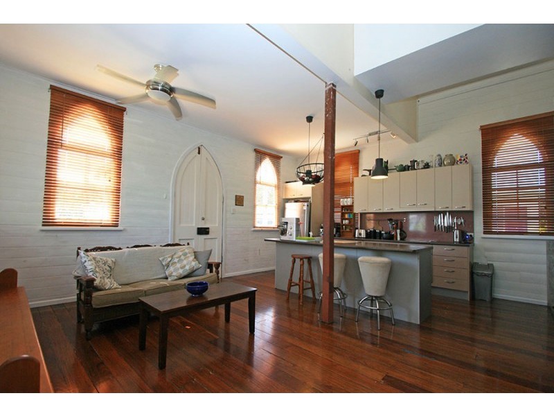 8 Church Street, Harwood NSW 2465