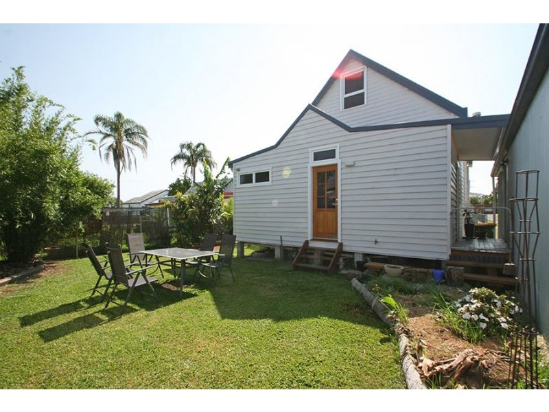 8 Church Street, Harwood NSW 2465