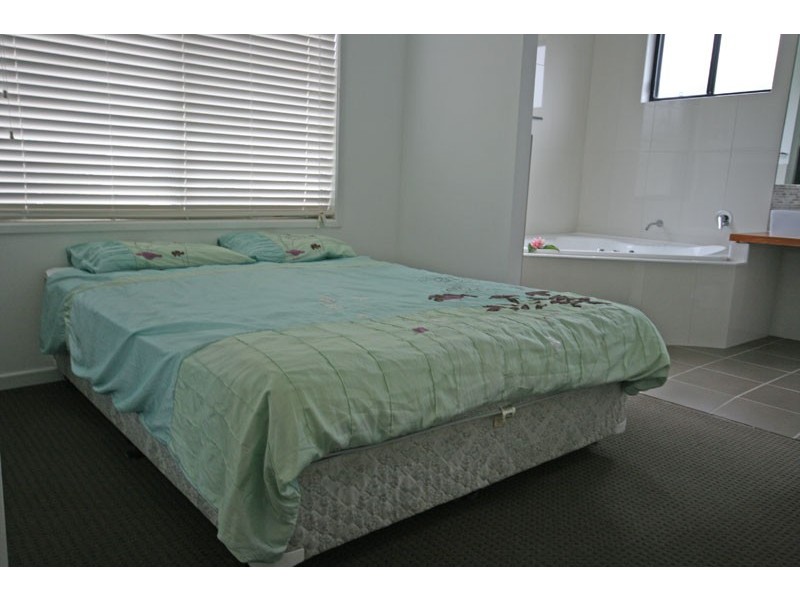 5 Hibiscus Avenue, Brooms Head NSW 2463