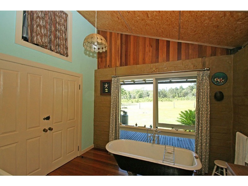 695 Jackybulbin Road, Jacky Bulbin Flat NSW 2463