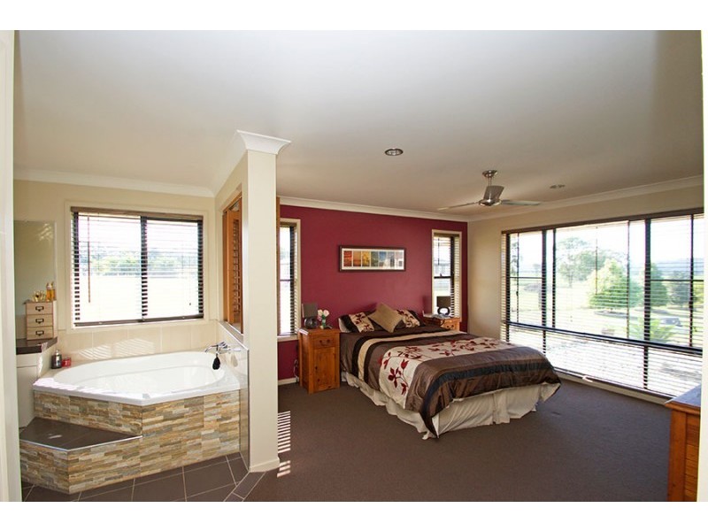40 McKenzie Drive, Gulmarrad NSW 2463