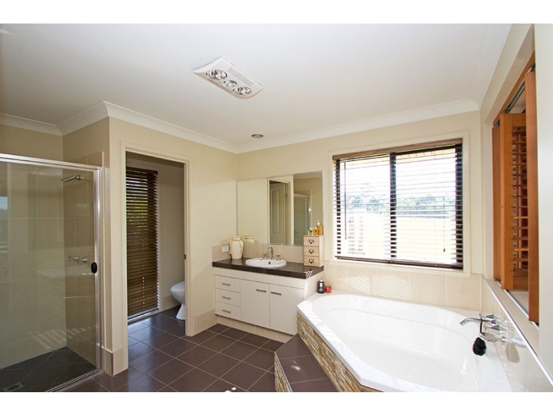 40 McKenzie Drive, Gulmarrad NSW 2463