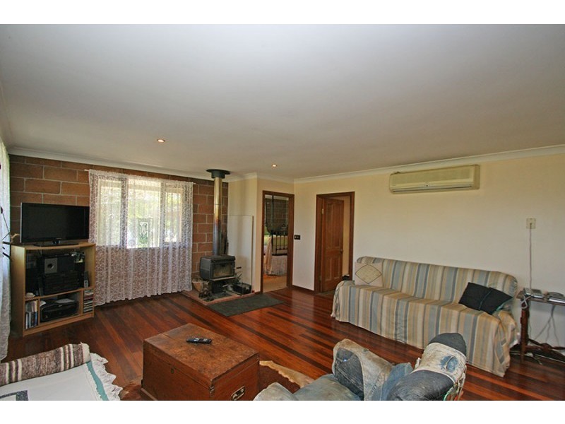 6 Farnell Street, Lawrence NSW 2460