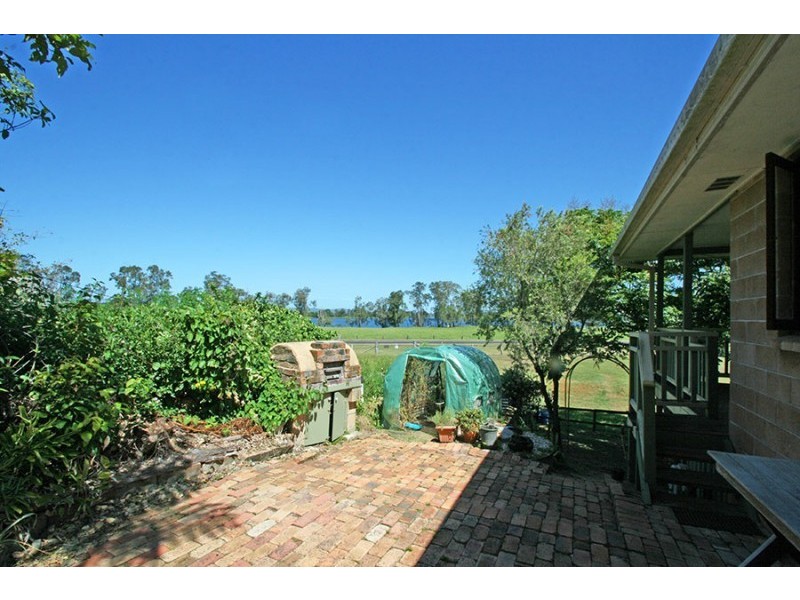 6 Farnell Street, Lawrence NSW 2460
