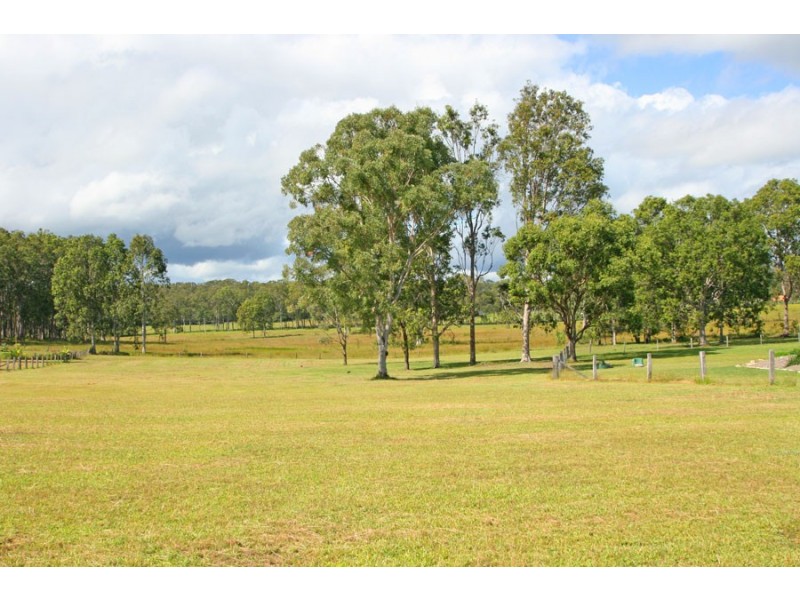 14 Silky Oak Close, Lawrence NSW 2460