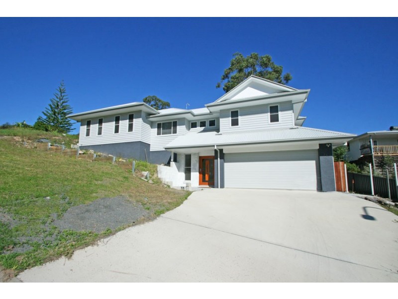 11 Riverwood Terrace, Maclean NSW 2463