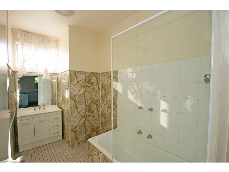 29 Cameron Street, Maclean NSW 2463