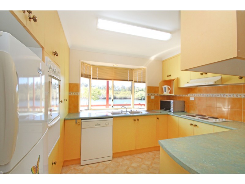 Site 74 Palm Lake Resort, Orion Drive, Yamba NSW 2464 Maclean Local Real Estate For Sale