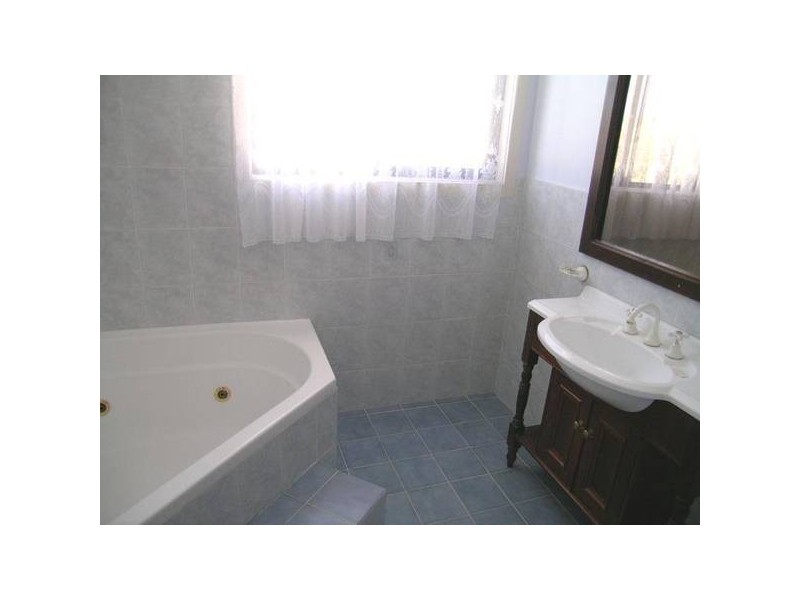 2 Poinsettia Crescent, Brooms Head NSW 2463