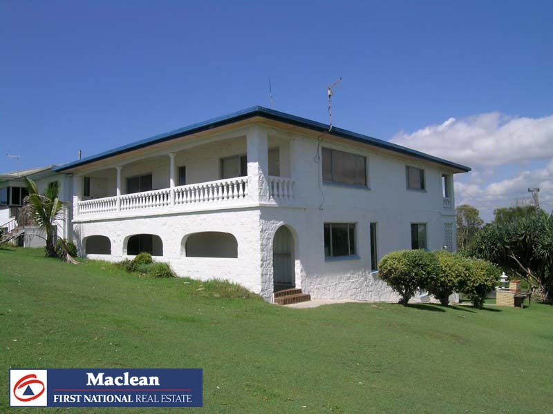 37 Ocean Road, Brooms Head NSW 2463