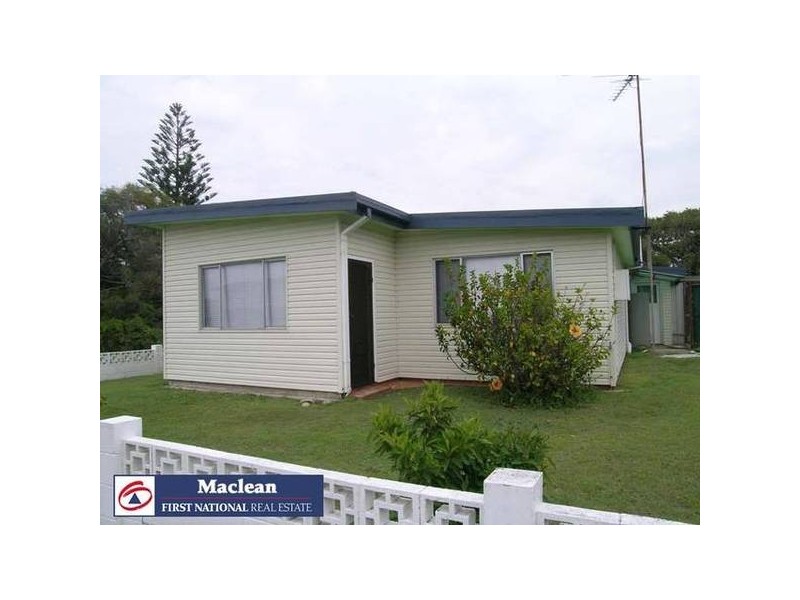 6 Boronia Street, Brooms Head NSW 2463