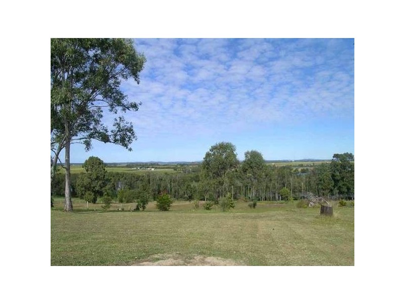 21 Waterview Crescent, Woombah NSW 2469