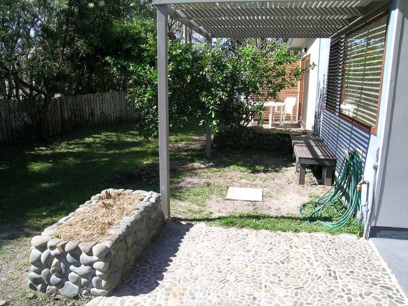 3 Honeysuckle Street, Brooms Head NSW 2463