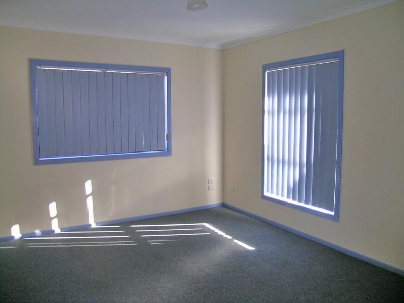 2/2 Emerald Place, Townsend NSW 2463