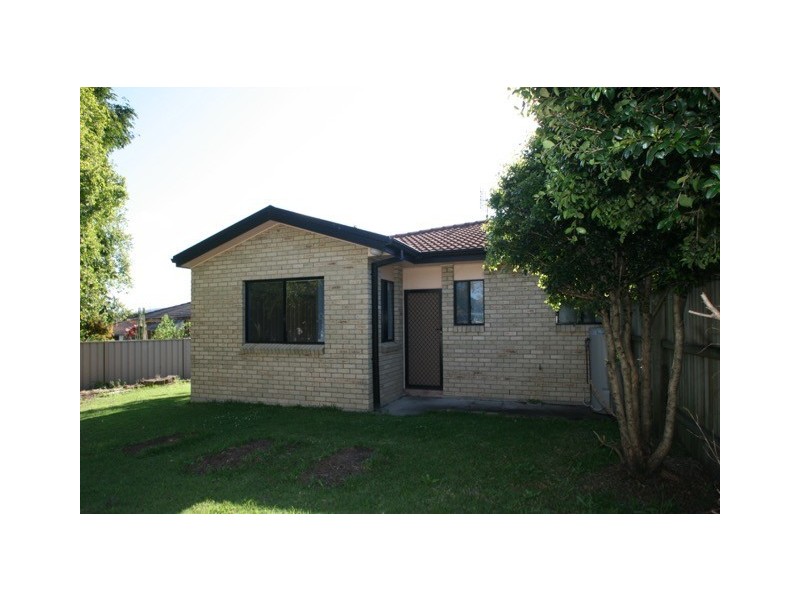 2/2 Emerald Place, Townsend NSW 2463