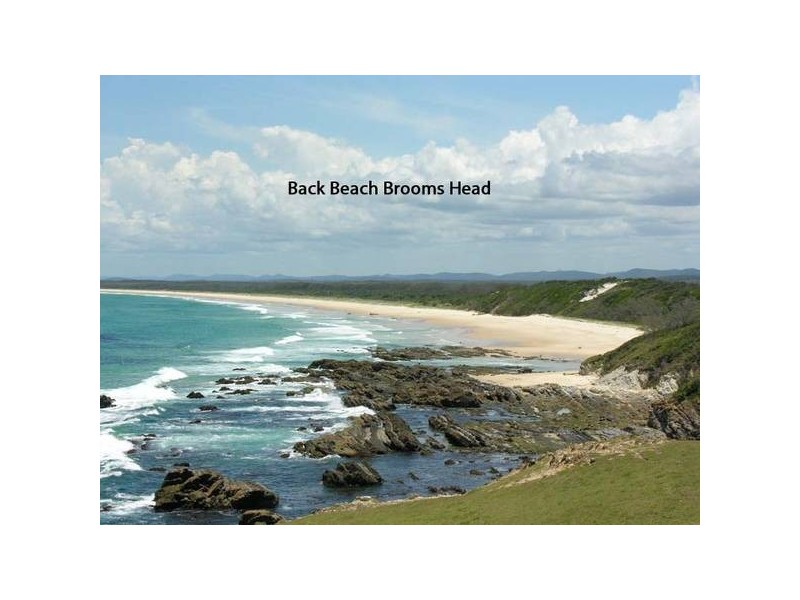 92 Ocean Road, Brooms Head NSW 2463