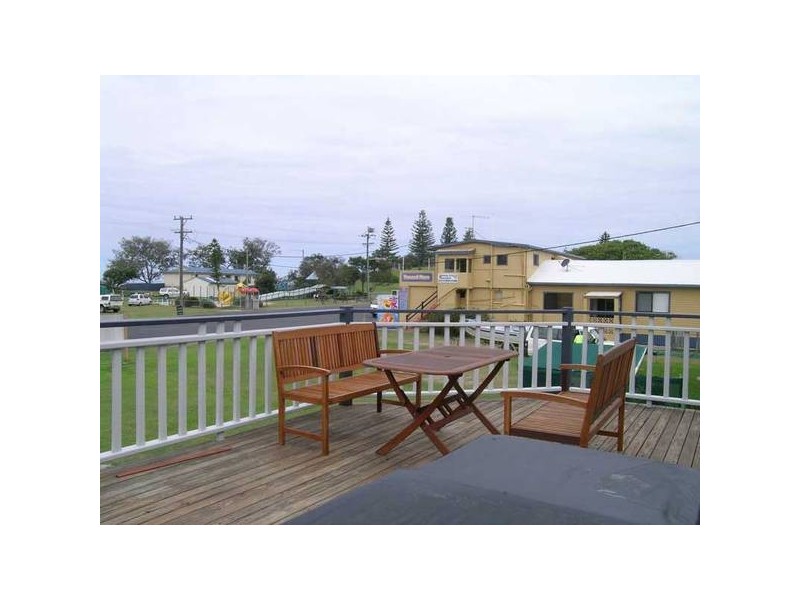 88 Ocean Road, Brooms Head NSW 2463