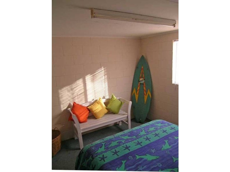 1 Azalia Street, Brooms Head NSW 2463