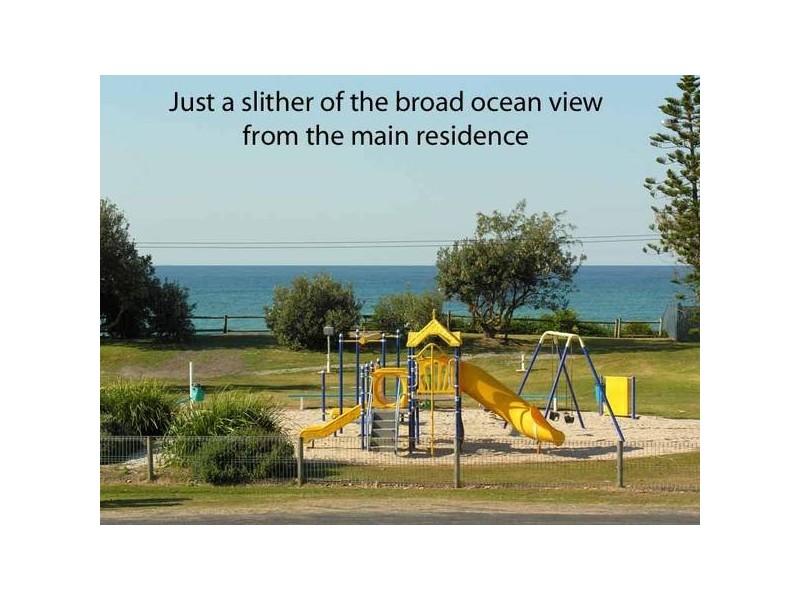 92 Ocean Road, Brooms Head NSW 2463