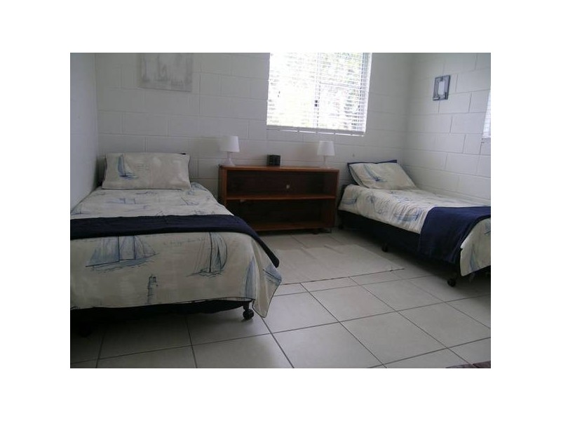 2 Honeysuckle Street, Brooms Head NSW 2463