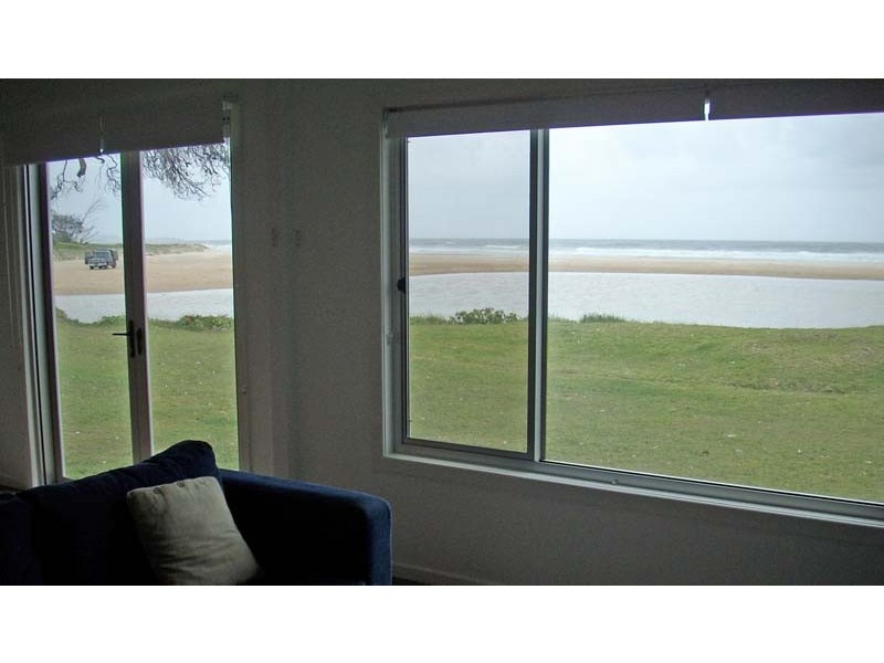 25 Ocean Road, Brooms Head NSW 2463