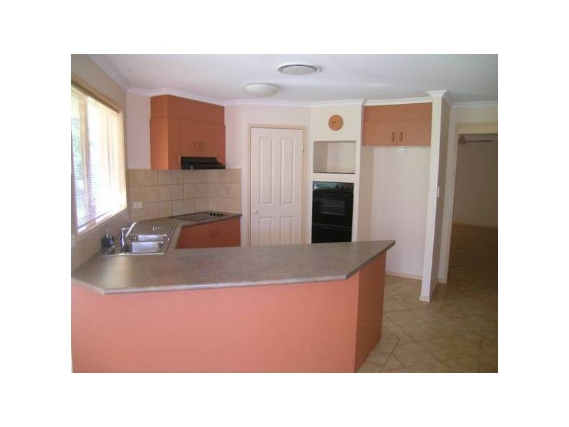 10 King Parrot Parade, Gulmarrad NSW 2463