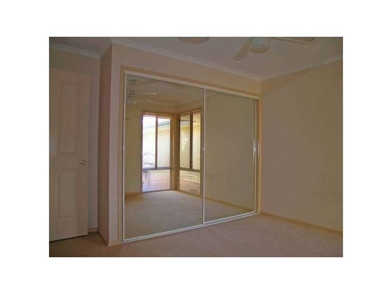 10 King Parrot Parade, Gulmarrad NSW 2463