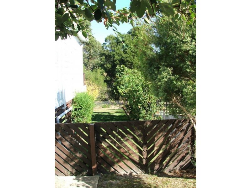 12 Robinson Cres, Grantville VIC 3984