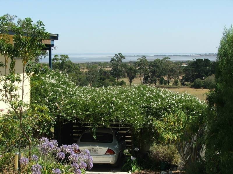 23 Island View RD, The Gurdies VIC 3984