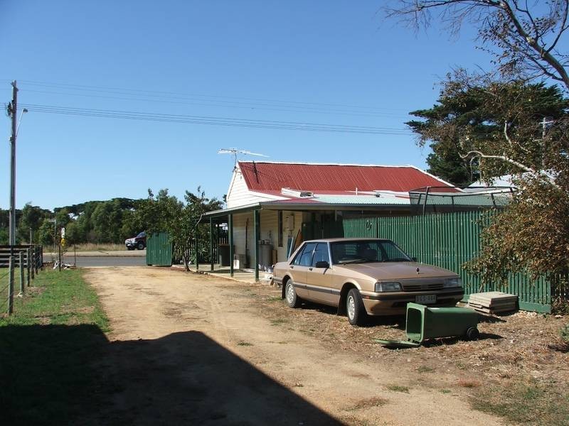 9 School Rd – Hade Ave, Bass VIC 3991