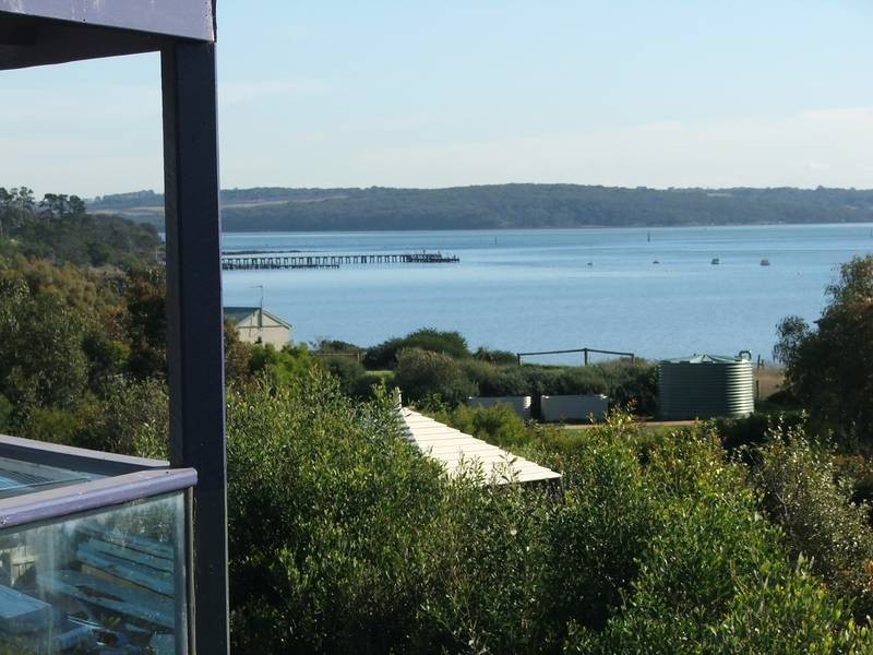 4 Lady Nelson Ct, Corinella VIC 3984