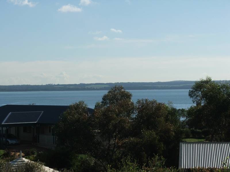 4 Lady Nelson Ct, Corinella VIC 3984