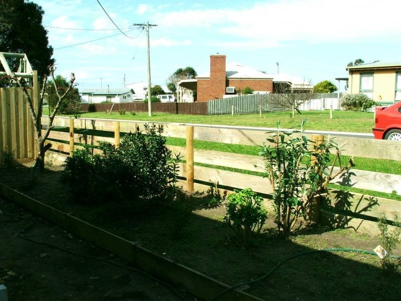 10 Bantering Bay Rd, Coronet Bay VIC 3984