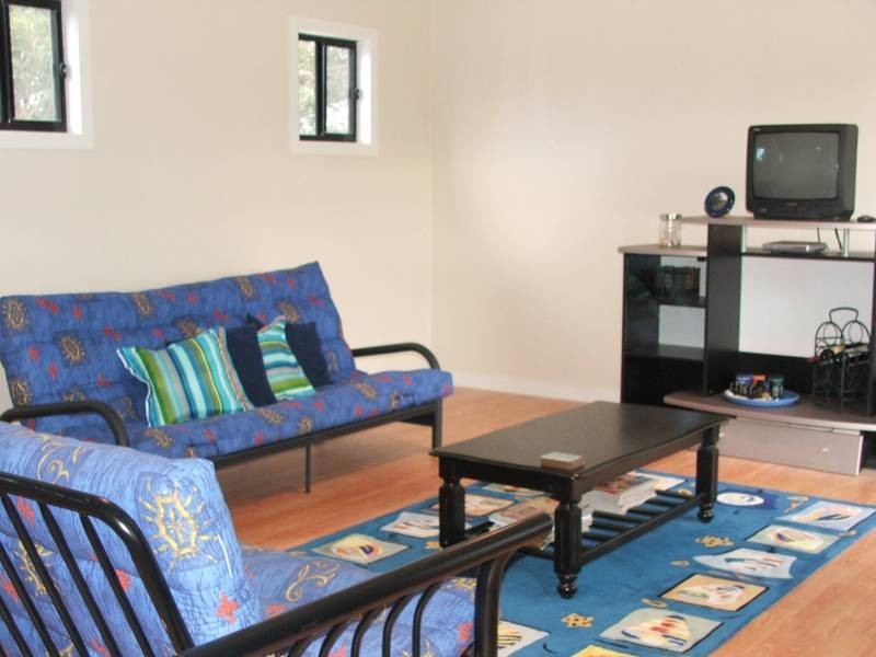 3 Hugh St, Corinella VIC 3984