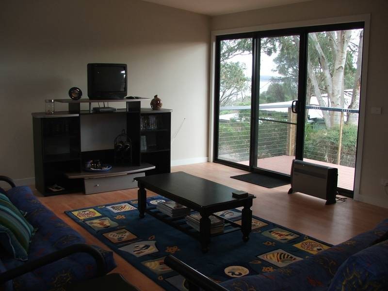 3 Hugh St, Corinella VIC 3984