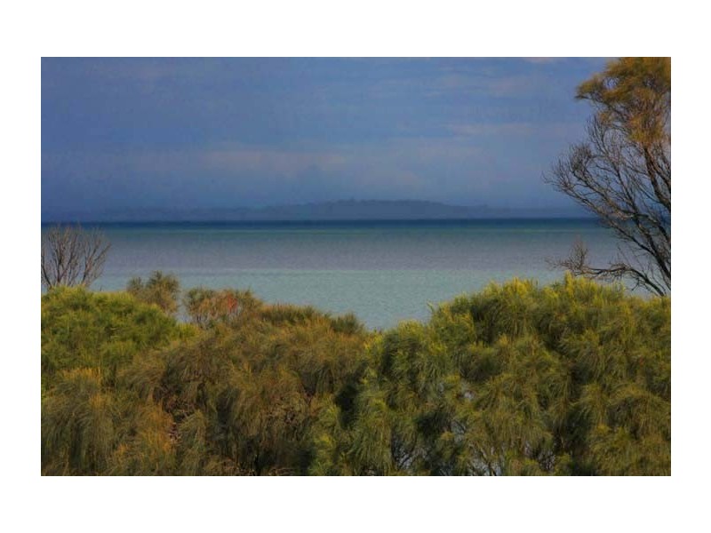 4 Albon Cres, Corinella VIC 3984