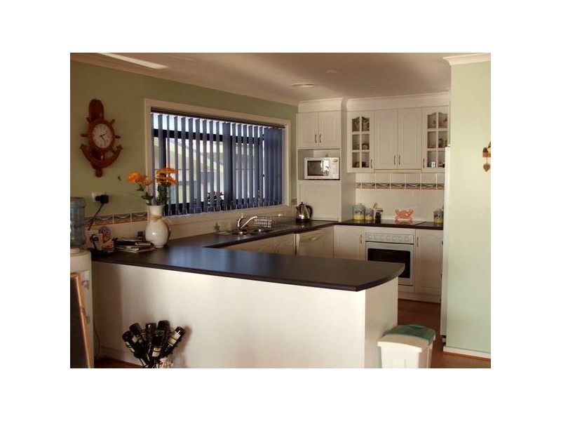 2 French Island Close, Corinella VIC 3984