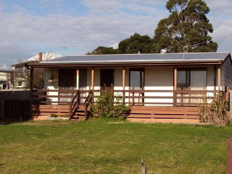 5 Shanendoah Rd, Coronet Bay VIC 3984
