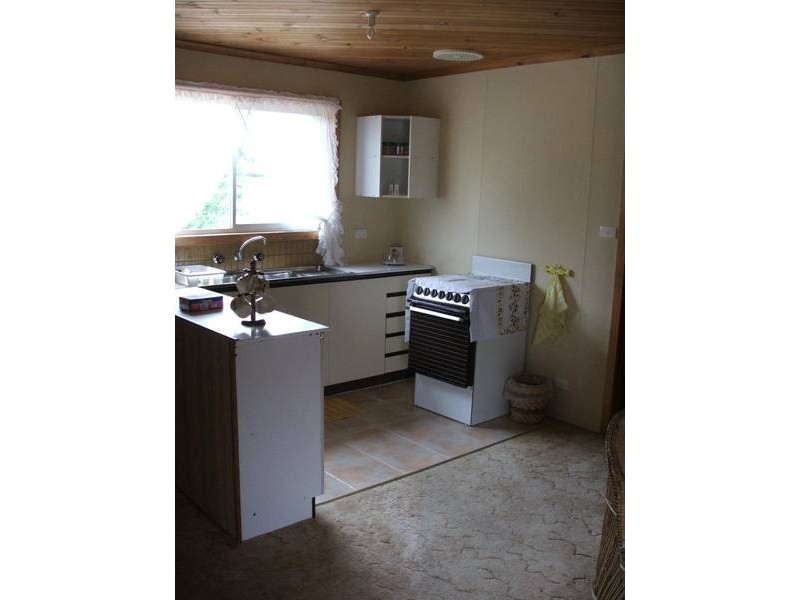 Kilburn St, Corinella VIC 3984