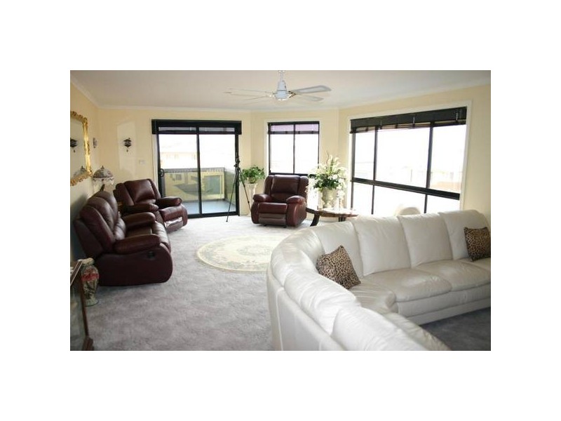 18 Wetherall Dve,, Corinella VIC 3984