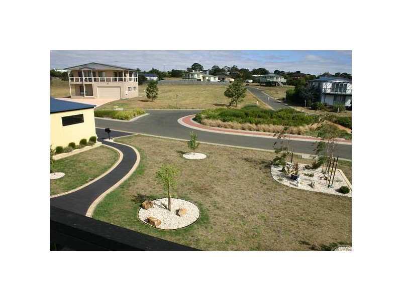 18 Wetherall Dve,, Corinella VIC 3984