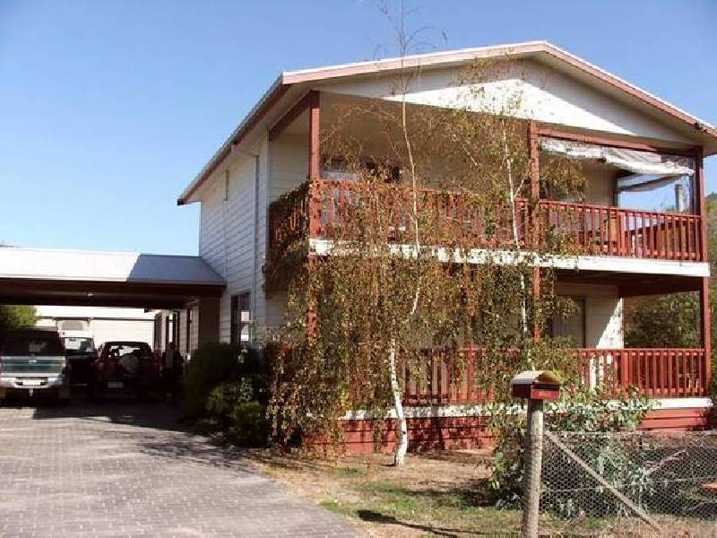 1 Kowloon Cres, Coronet Bay VIC 3984