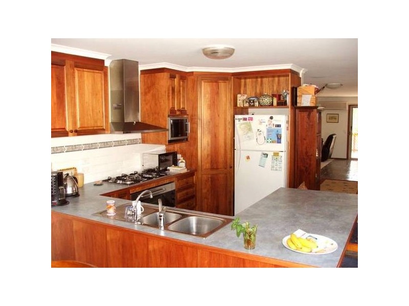 1 Kowloon Cres, Coronet Bay VIC 3984