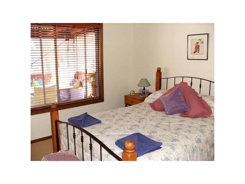 1 Kowloon Cres, Coronet Bay VIC 3984